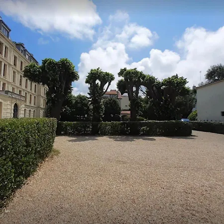 Sublime Centre, Parc Et Parking *